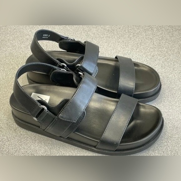 NEW  Dolce Vita Argyle Black Platform Sandals Women's Size 6 - Picture 1 of 2